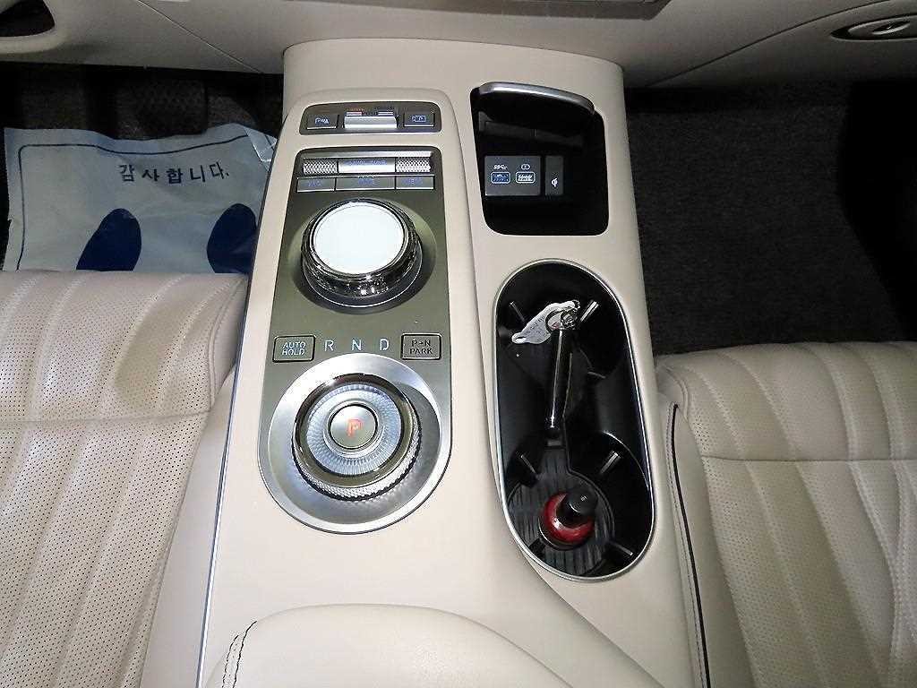 제네시스 GV70 2.5T 가솔린 AWD 기본형 이미지 12