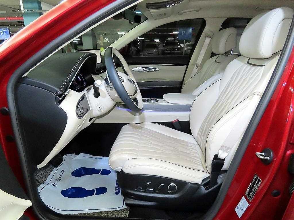 제네시스 GV70 2.5T 가솔린 AWD 기본형 이미지 6