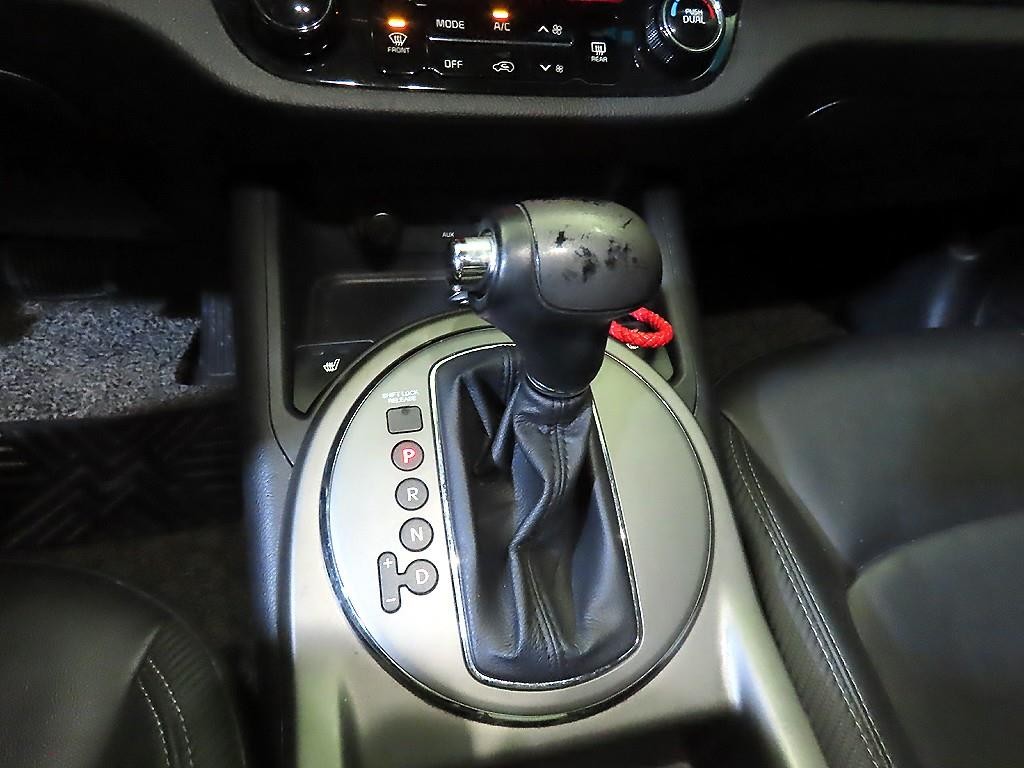 기아 스포티지 더 뉴 스포티지 R 디젤 2WD 트렌디 이미지 12