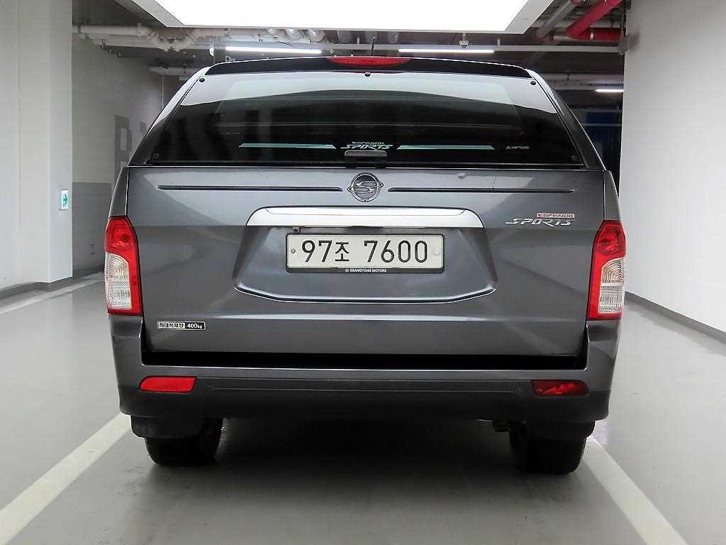 KG모빌리티(쌍용) 코란도 코란도스포츠 디젤 4WD CX7 패션 이미지 3