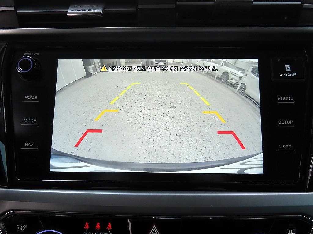 KG모빌리티(쌍용) 코란도 뷰티풀코란도 2WD 가솔린 1.5 C5 이미지 15