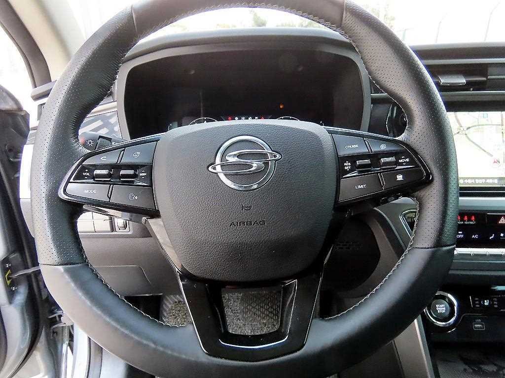 KG모빌리티(쌍용) 코란도 뷰티풀코란도 2WD 가솔린 1.5 C5 이미지 8