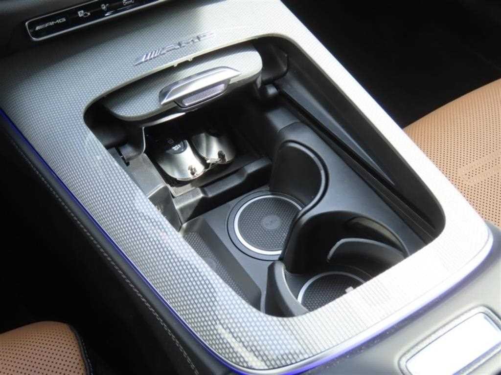 벤츠 E 클래스 E-클래스 W214 E53 AMG 하이브리드 4MATIC+ 이미지 7