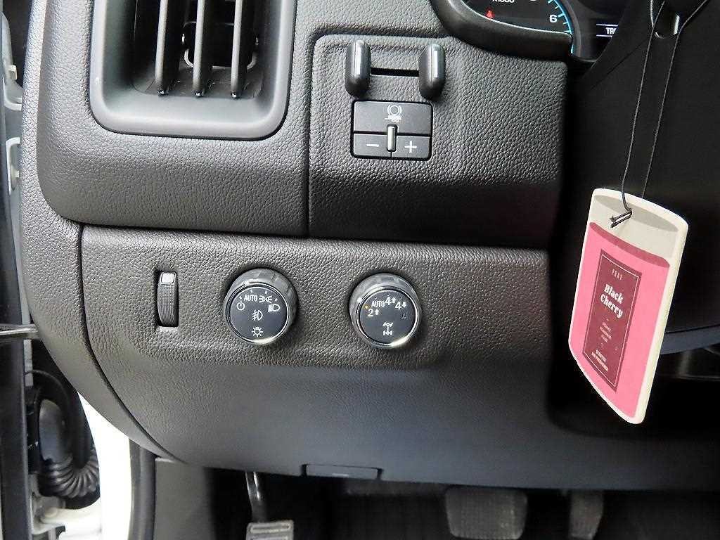 쉐보레 콜로라도 리얼 뉴 콜로라도 3.6 익스트림-X 4WD 이미지 12