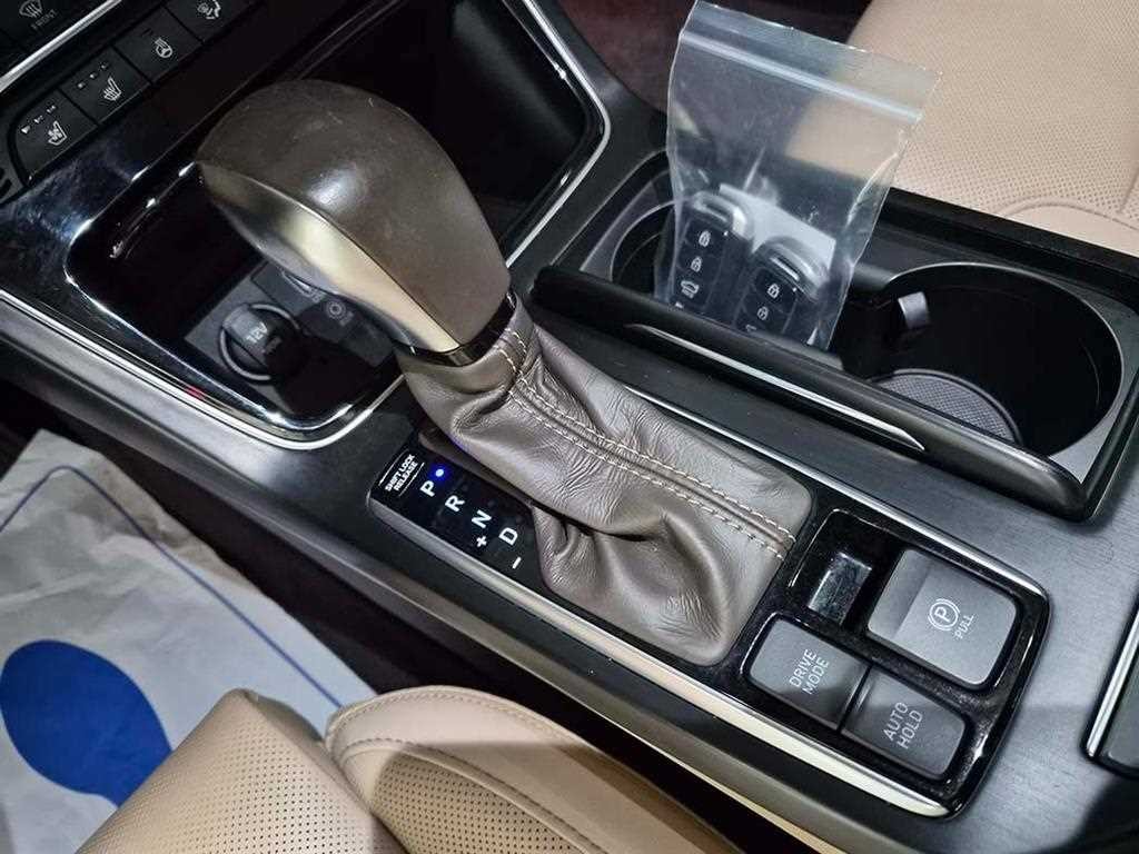 현대 그랜저 그랜저 IG 2.2 VGT 프리미엄 스페셜 이미지 11