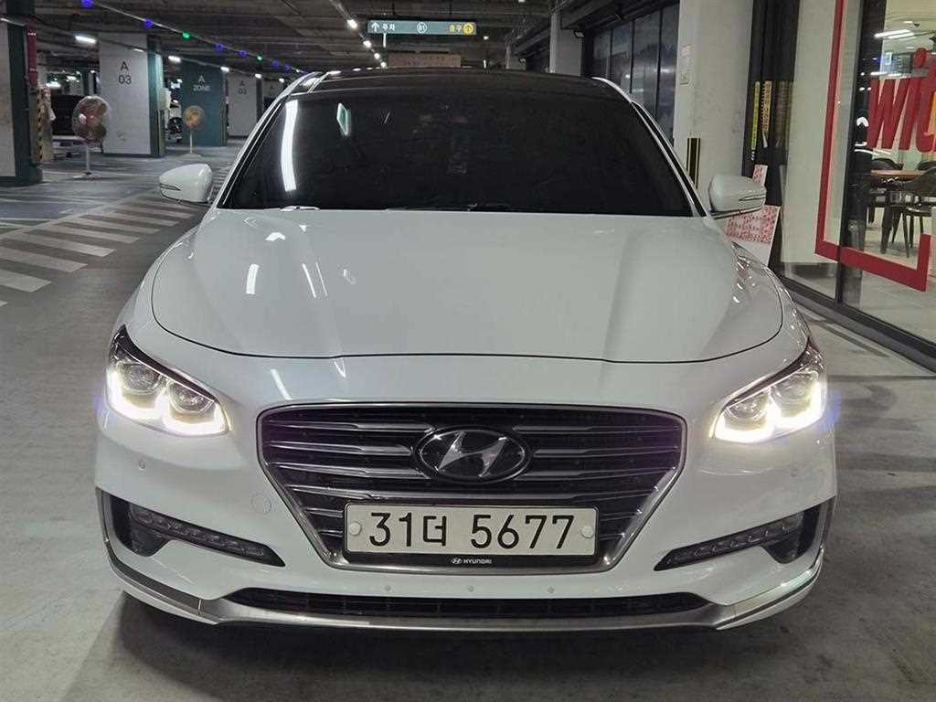 현대 그랜저 그랜저 IG 2.2 VGT 프리미엄 스페셜 이미지 2