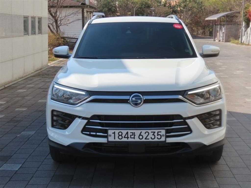 KG모빌리티(쌍용) 코란도 뷰티풀코란도 2WD 가솔린 1.5 C5 플러스 이미지 1