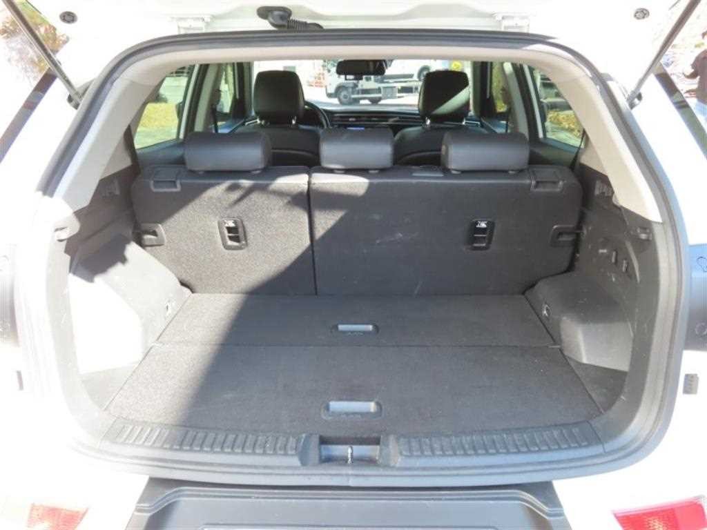 KG모빌리티(쌍용) 코란도 뷰티풀코란도 2WD 가솔린 1.5 C5 플러스 이미지 18