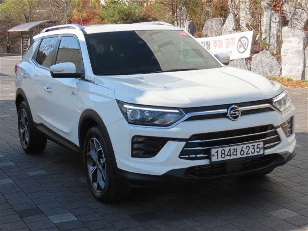KG모빌리티(쌍용) 코란도 뷰티풀코란도 2WD 가솔린 1.5 C5 플러스 이미지 2