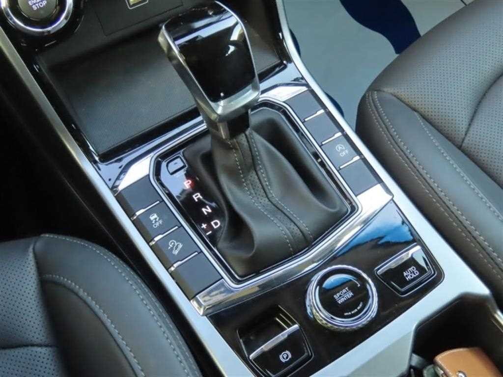 KG모빌리티(쌍용) 코란도 뷰티풀코란도 2WD 가솔린 1.5 C5 플러스 이미지 6