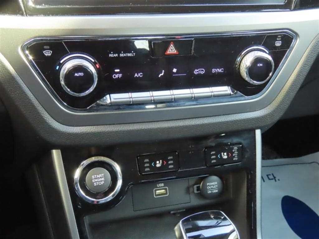 KG모빌리티(쌍용) 코란도 뷰티풀코란도 2WD 가솔린 1.5 C5 플러스 이미지 7