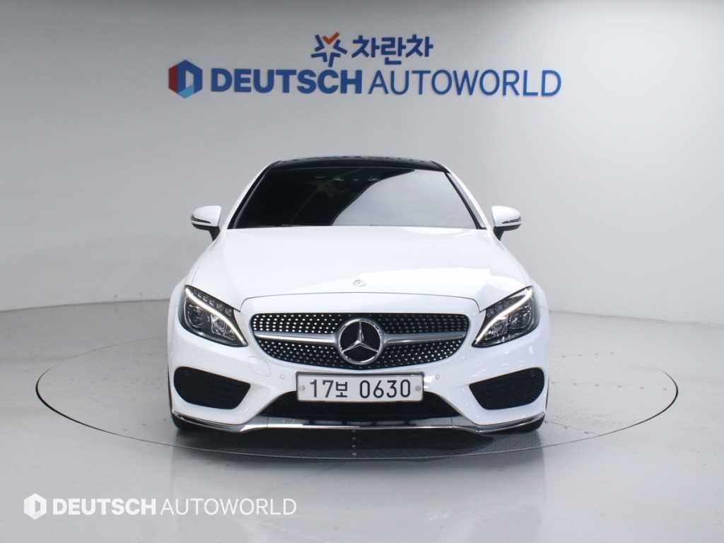 벤츠 C 클래스 C클래스 W205 C200 쿠페 이미지 3