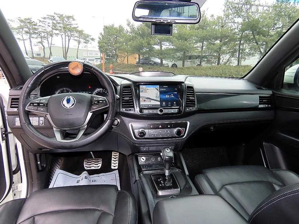 KG모빌리티(쌍용) 렉스턴 렉스턴 스포츠 칸 디젤 2.2 4WD 5링크 다이나믹 에디션 이미지 7