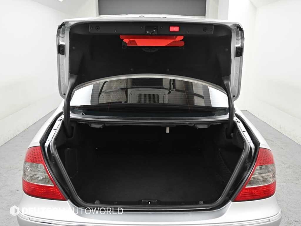 벤츠 E 클래스 E-클래스 E350 4MATIC 이미지 19