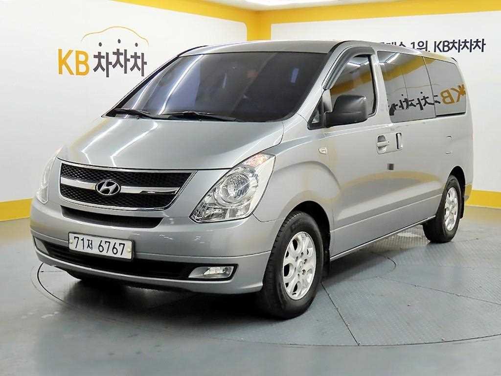 현대 스타렉스 그랜드 스타렉스 12인승 왜건 CVX 럭셔리 이미지 2