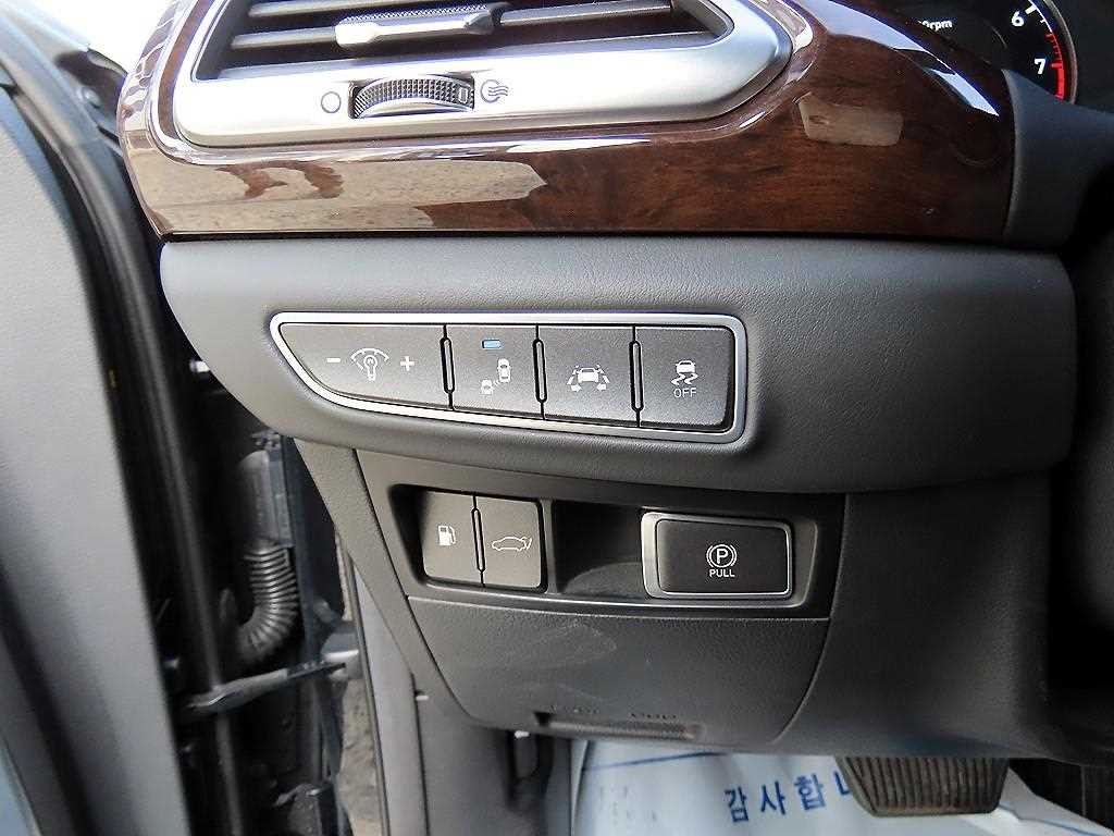 제네시스 EQ900 3.3 T-GDI AWD 프리미엄 럭셔리 이미지 13