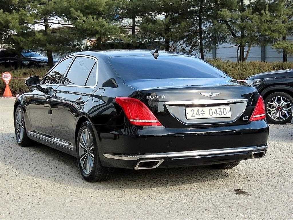 제네시스 EQ900 3.3 T-GDI AWD 프리미엄 럭셔리 이미지 3