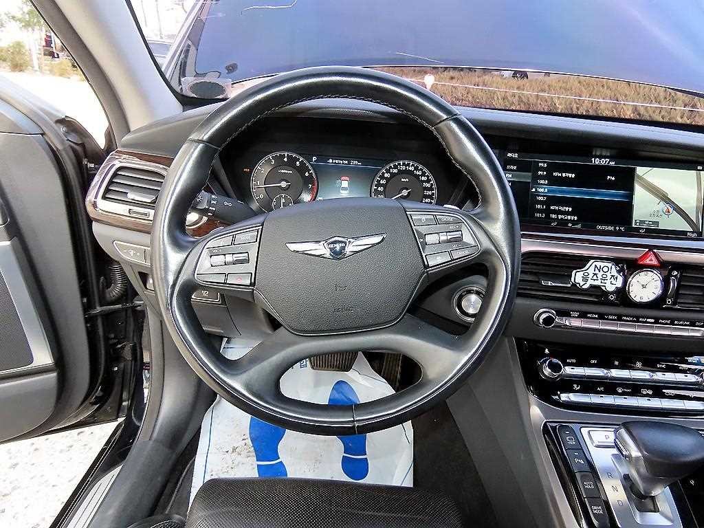 제네시스 EQ900 3.3 T-GDI AWD 프리미엄 럭셔리 이미지 8