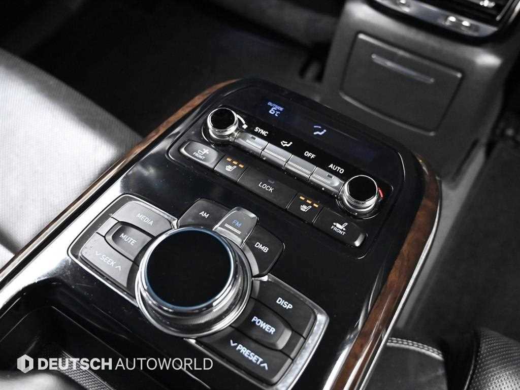 제네시스 EQ900 3.8 GDI AWD 프리미엄 럭셔리 이미지 16