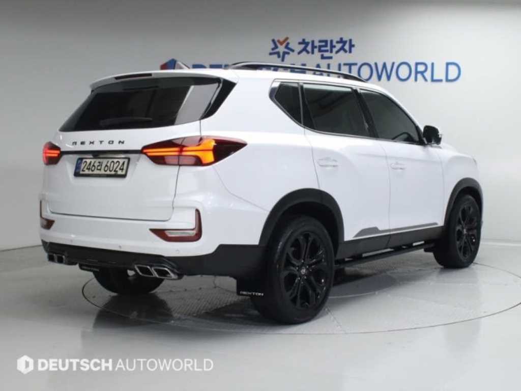 KG모빌리티(쌍용) 렉스턴 올 뉴 렉스턴 (Y450) 디젤 2.2 4WD 더 블랙 이미지 3