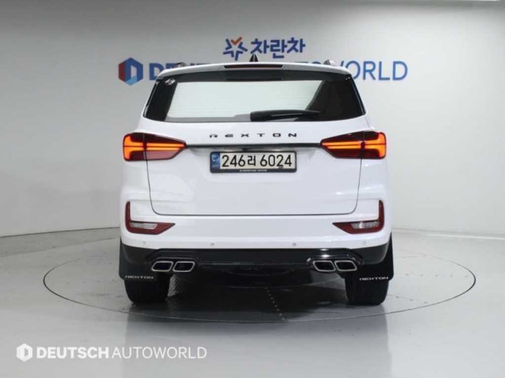 KG모빌리티(쌍용) 렉스턴 올 뉴 렉스턴 (Y450) 디젤 2.2 4WD 더 블랙 이미지 5