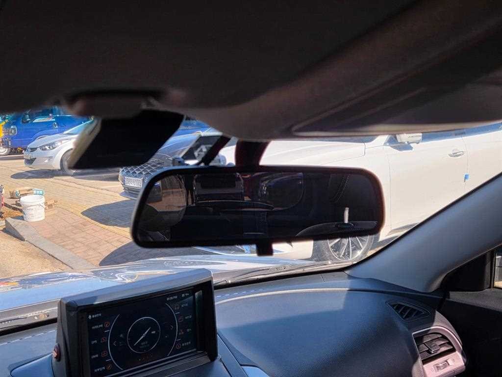 KG모빌리티(쌍용) 티볼리 가솔린 2WD 1.6 VX 이미지 14