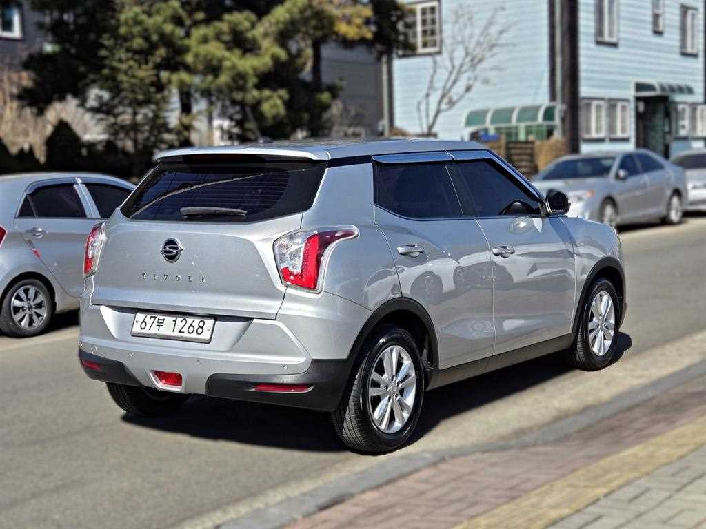 KG모빌리티(쌍용) 티볼리 가솔린 2WD 1.6 VX 이미지 2