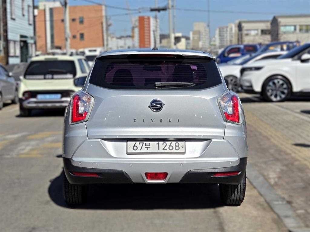 KG모빌리티(쌍용) 티볼리 가솔린 2WD 1.6 VX 이미지 4