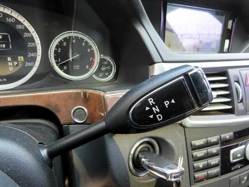 벤츠 E 클래스 E-클래스 W212 E300 엘레강스 이미지 10