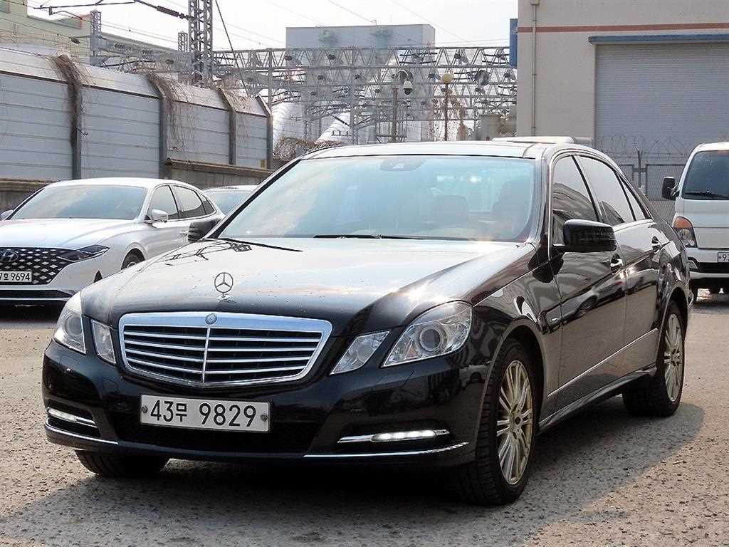 벤츠 E 클래스 E-클래스 W212 E300 엘레강스 이미지 2