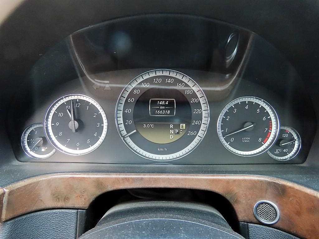 벤츠 E 클래스 E-클래스 W212 E300 엘레강스 이미지 9