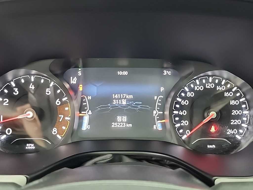 지프 컴패스 컴패스 2세대 2.4 AWD 리미티드 이미지 6