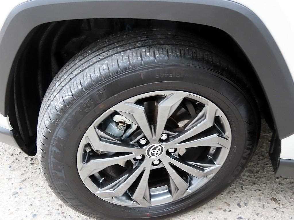 토요타 라브4 RAV4(5세대) 2.5 4WD 하이브리드 LTD 이미지 20