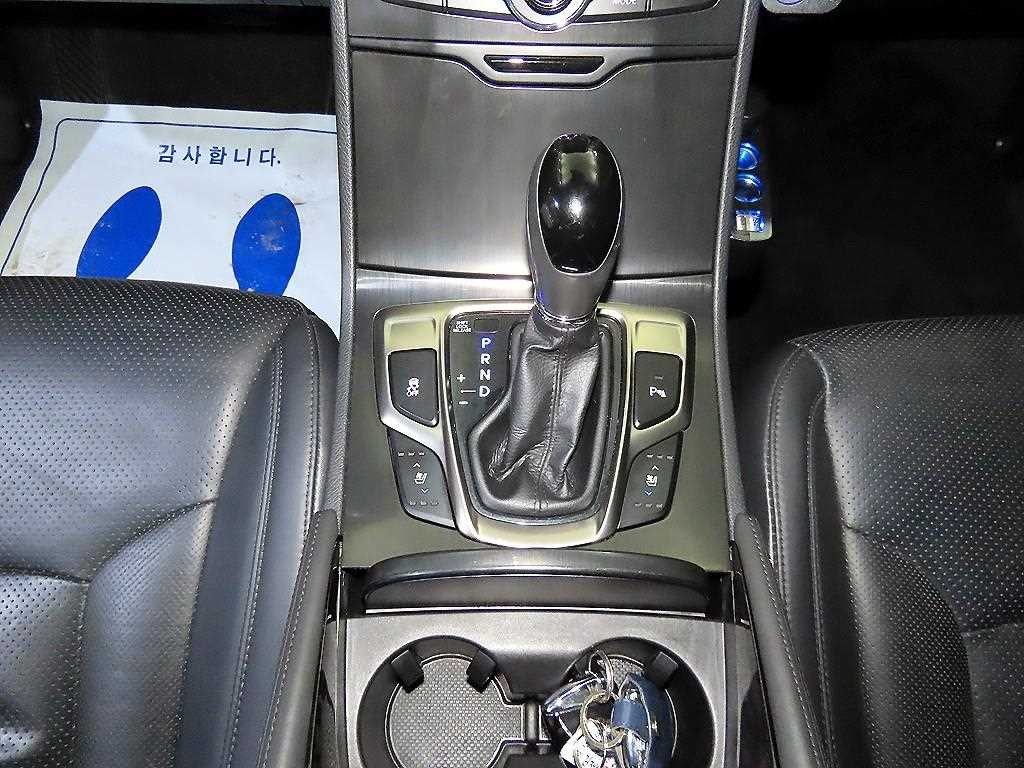현대 그랜저 그랜저 HG HG300 PREMIUM 이미지 12