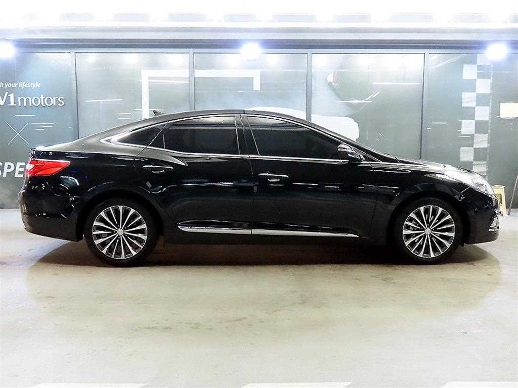 현대 그랜저 그랜저 HG HG300 PREMIUM 이미지 3
