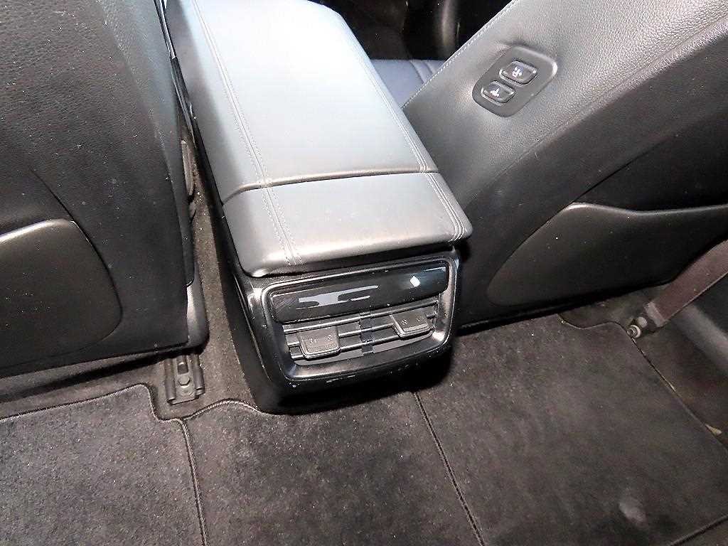 기아 K8 2.5 2WD 노블레스 라이트 이미지 18