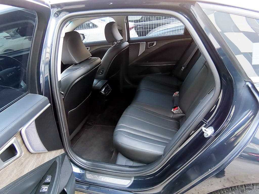 기아 K8 2.5 2WD 노블레스 라이트 이미지 6