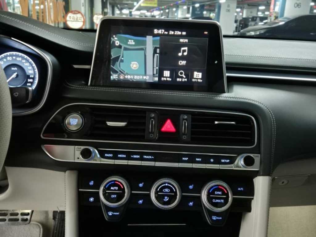 제네시스 G70 3.3T 스포츠 AWD 프레스티지 이미지 10