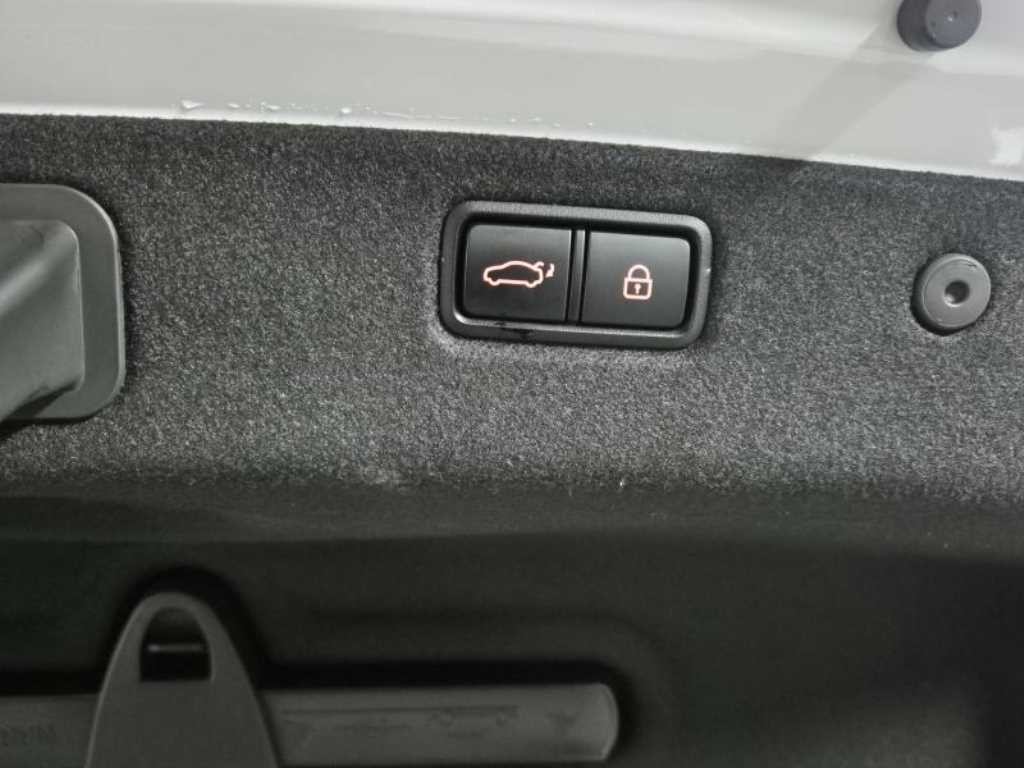 제네시스 G70 3.3T 스포츠 AWD 프레스티지 이미지 7