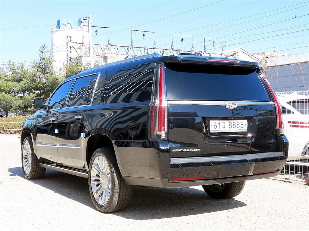 캐딜락 에스컬레이드 6.2 V8 ESV 이미지 3