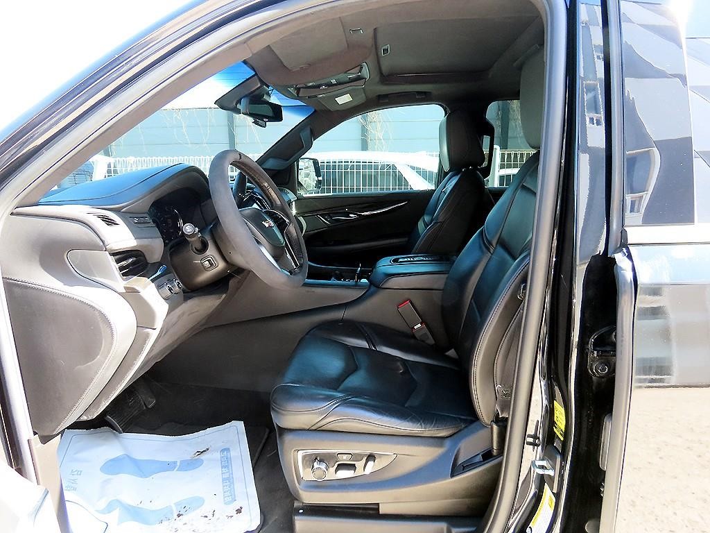 캐딜락 에스컬레이드 6.2 V8 ESV 이미지 6