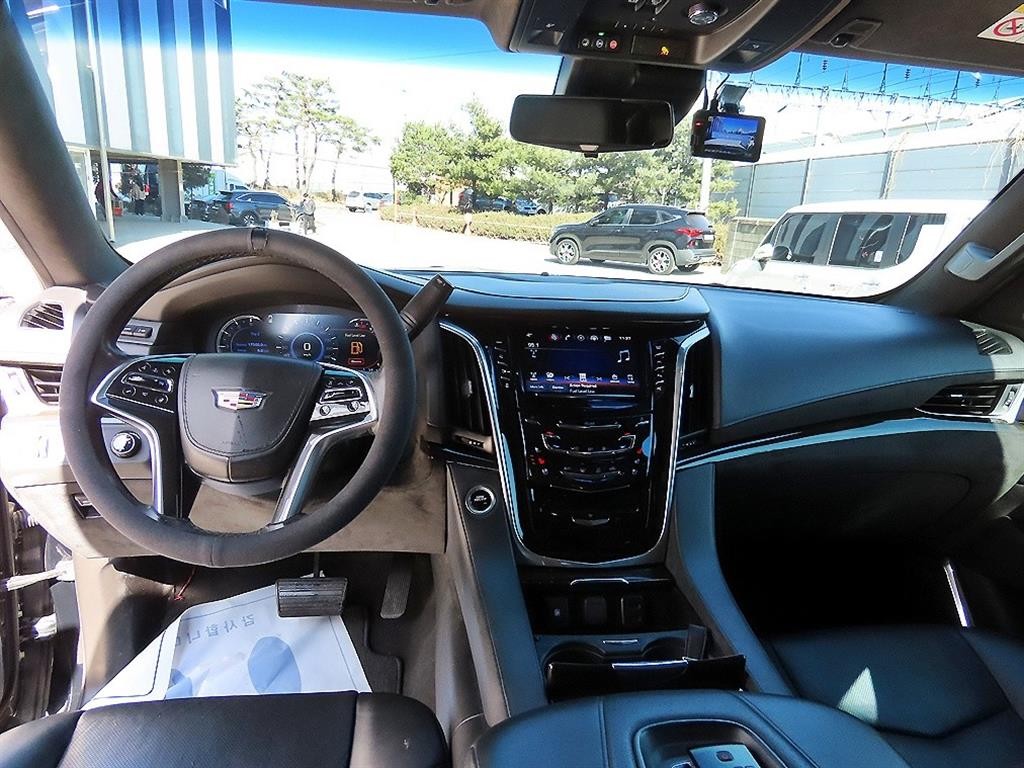 캐딜락 에스컬레이드 6.2 V8 ESV 이미지 8