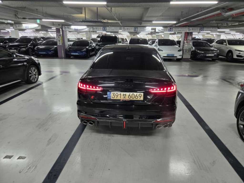 아우디 S4 S4 (B9) 3.0 TFSI 콰트로 이미지 4