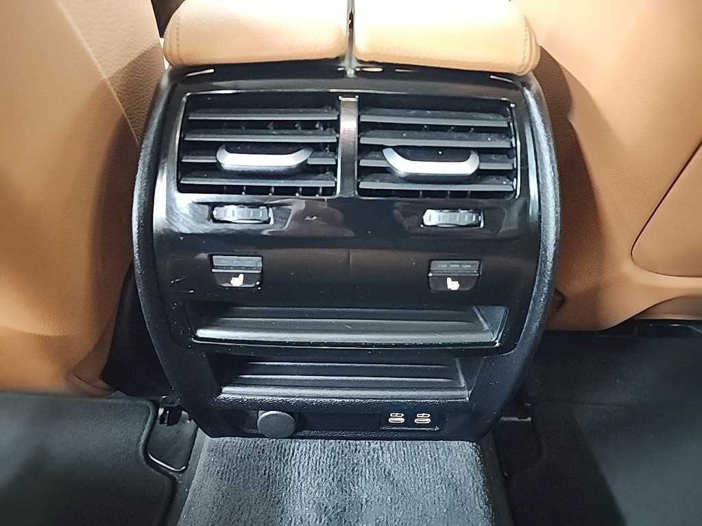 BMW 5시리즈 5시리즈 (G30) 520i 럭셔리 이미지 13