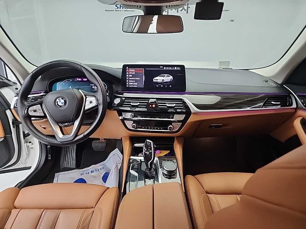 BMW 5시리즈 5시리즈 (G30) 520i 럭셔리 이미지 7
