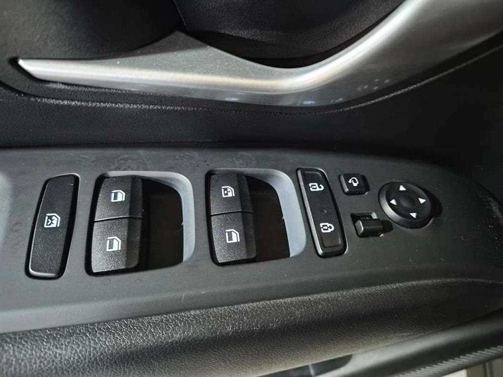 현대 투싼 투싼 (NX4) 디젤 2.0 2WD 모던 이미지 12