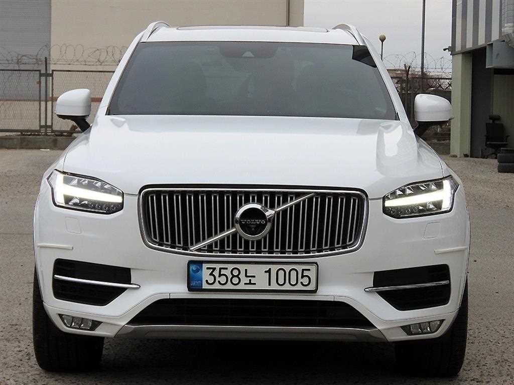 볼보 XC90 XC90 2세대 2.0 T6 AWD 인스크립션 이미지 1