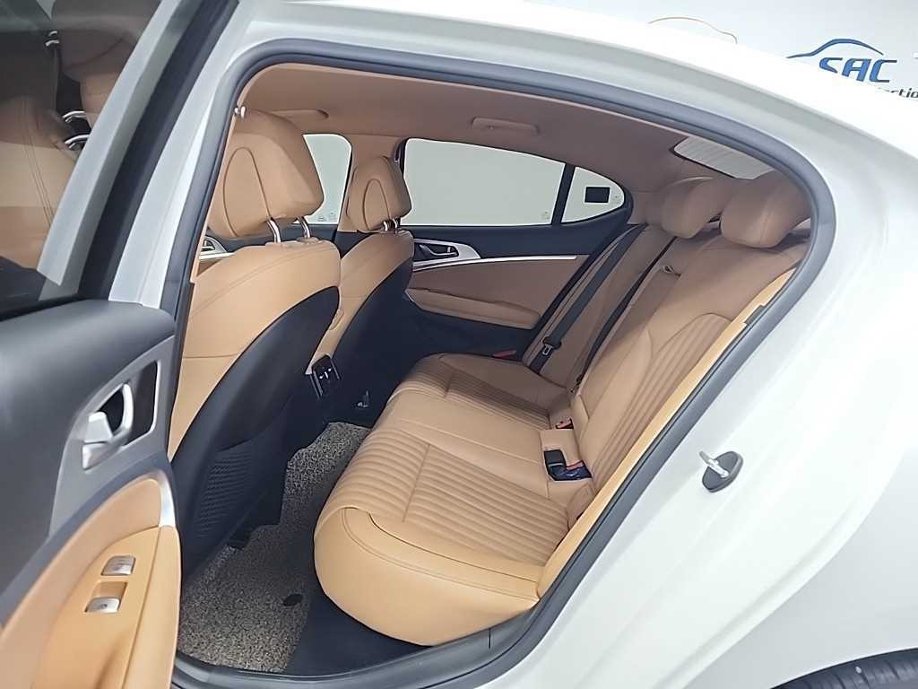 제네시스 G70 더 뉴 G70 디젤 2.2D 4WD 이미지 12