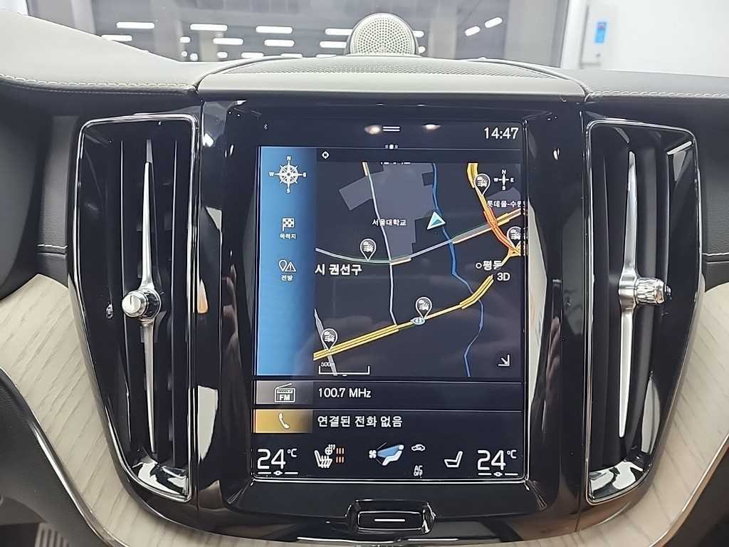 볼보 XC60 XC60(2세대) D5 AWD 인스크립션 이미지 15