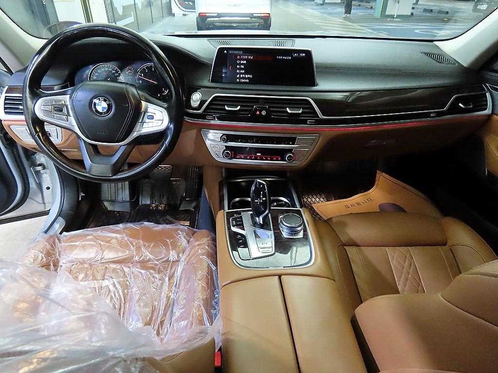 BMW 7시리즈 7시리즈 (G11) 740Li xDrive 이미지 10